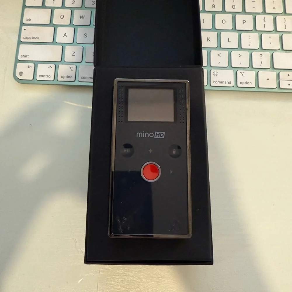 Flip Video Camera Mino HD Special Edition Basketball